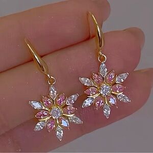 SOLD - NWOT - Gold and Pink Snowflake Earrings